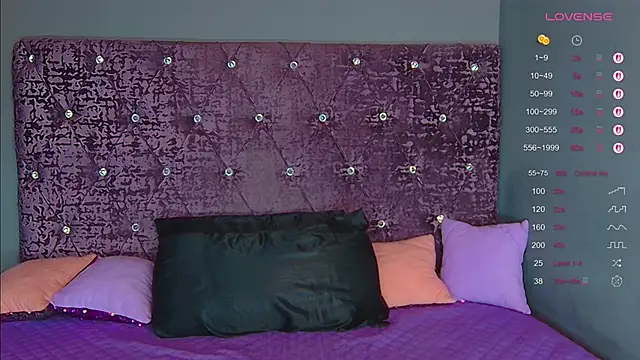 NoraBigAss online show from November 19, 12:43 am