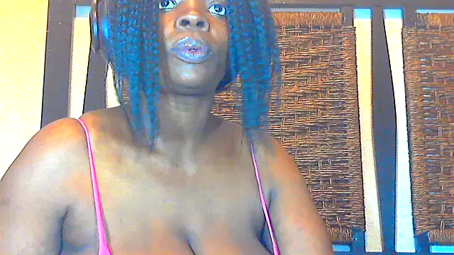 Snapshot of CallyCallienteXxX chatting on March 20, 1:02 am CallyCallienteXxX online show from March 20, 1:02 am