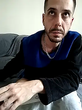 LoGaNfree88 online show from February 18, 1:11 pm