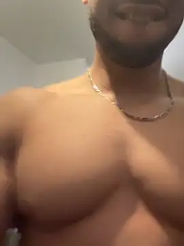 pimentfort77 online show from February 8, 11:19 pm