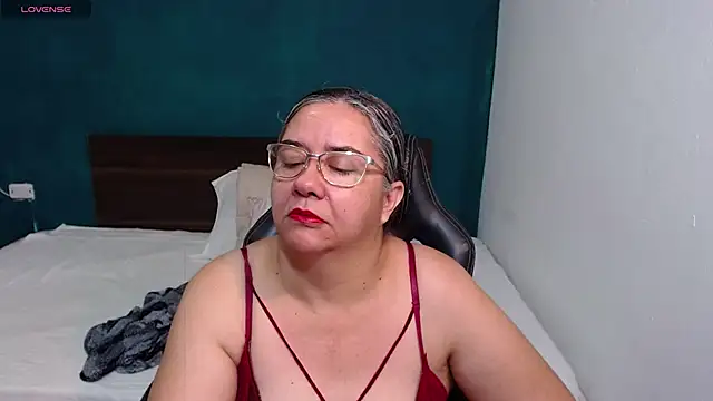 scaelettdubois online show from October 5, 12:09 am