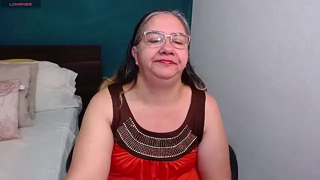 scaelettdubois online show from December 21, 9:05 am