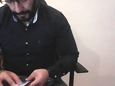 Snapshot of Kalel17073 chatting on July 31, 4:17 pm Kalel17073 online show from July 31, 4:17 pm