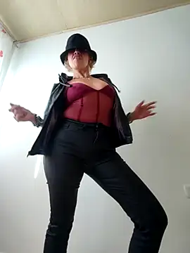 Snapshot of sexymarilyncolombia chatting on March 2, 1:27 pm sexymarilyncolombia online show from March 2, 1:27 pm