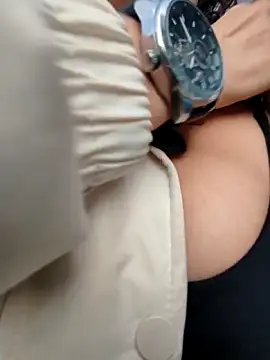 Snapshot of sexymarilyncolombia chatting on October 17, 11:46 am sexymarilyncolombia online show from October 17, 11:46 am