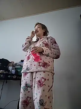 Snapshot of sexymarilyncolombia chatting on February 15, 11:41 am sexymarilyncolombia online show from February 15, 11:41 am