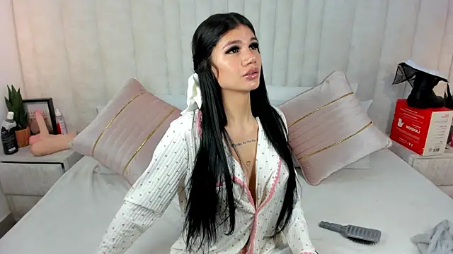 im anie online show from March 13, 4:49 am