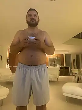 Snapshot of JonJ0 chatting on January 8, 8:05 am JonJ0 online show from January 8, 8:05 am