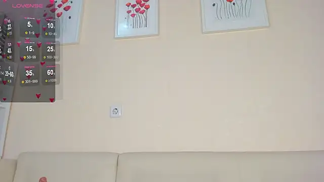 rosa mariposa  online show from January 29, 10:37 am