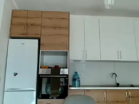 MadamIndigo online show from September 29, 12:10 pm