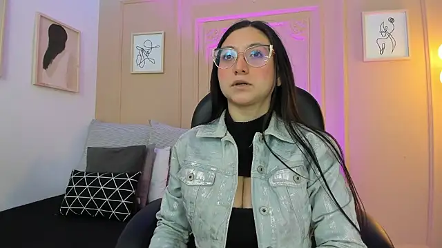 lucy neil online show from March 12, 2:29 am