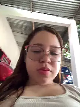 Lucyklein2022 online show from March 18, 2:37 pm