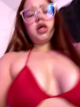 Lucyklein2022 online show from October 5, 1:04 am