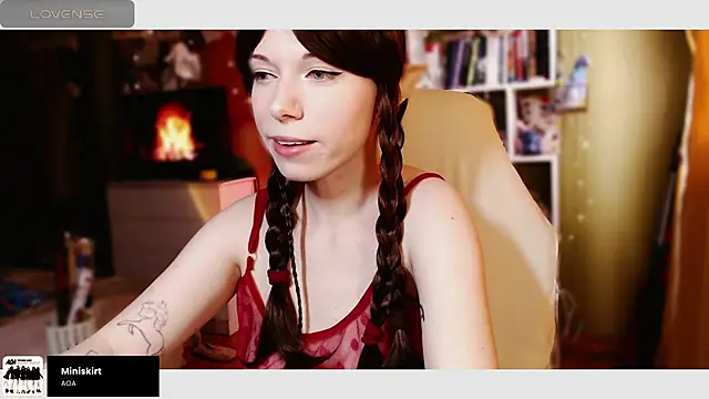 Snapshot of freya_sunny chatting on March 19, 5:30 am freya sunny online show from March 19, 5:30 am