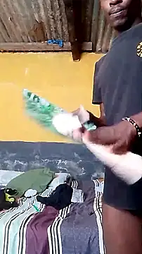 LULE37587001 online show from March 12, 6:52 am