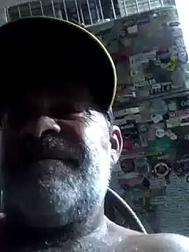 Peludo173317 online show from February 23, 10:20 pm