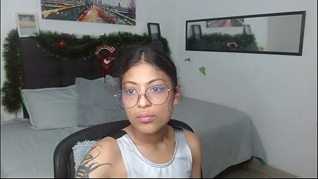 vaness weet online show from January 6, 3:05 pm