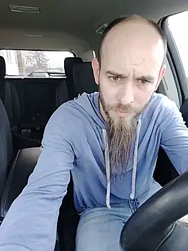 Snapshot of JohnnyFaster chatting on March 29, 2:39 pm JohnnyFaster online show from March 29, 2:39 pm