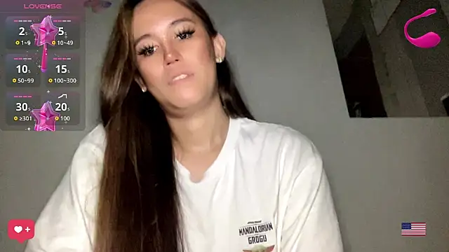 Snapshot of MeganTheRarest chatting on July 10, 4:53 pm MeganTheRarest online show from July 10, 4:53 pm