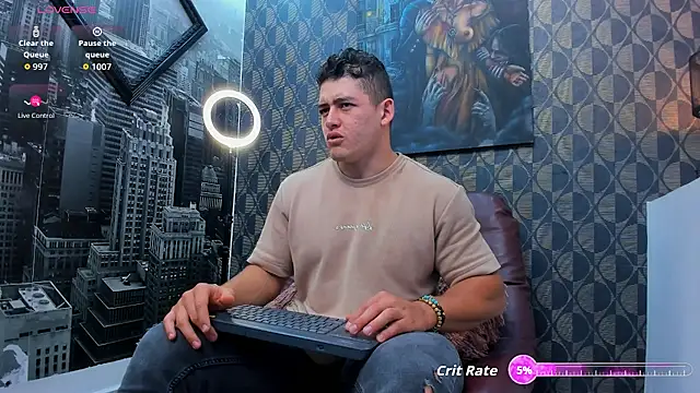 Leonsmoron online show from November 14, 11:24 pm