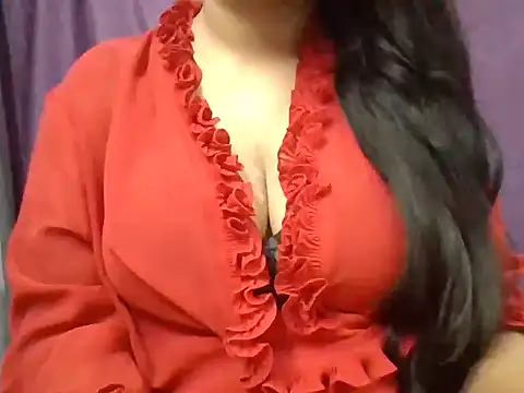 Roopshikha39 online show from July 13, 6:55 pm