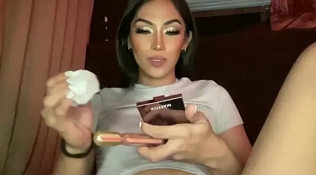 Snapshot of Bella_Gordon chatting on January 8, 1:41 pm Bella Gordon online show from January 8, 1:41 pm