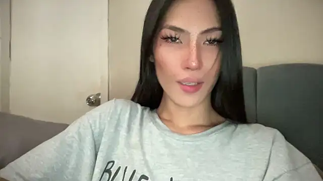 Snapshot of Bella_Gordon chatting on September 21, 6:15 am Bella Gordon online show from September 21, 6:15 am