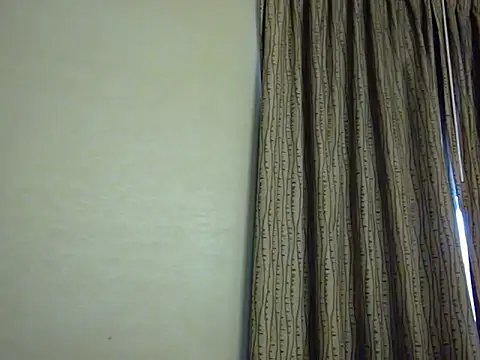 daddysgirlxxxxx online show from February 21, 11:21 pm