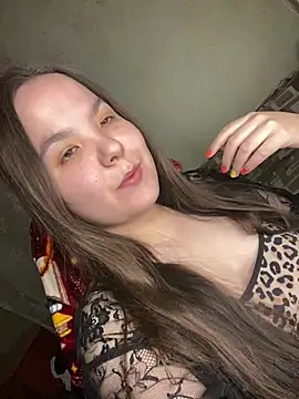 Snapshot of Var_Kiss chatting on February 14, 2:36 pm Var Kiss online show from February 14, 2:36 pm