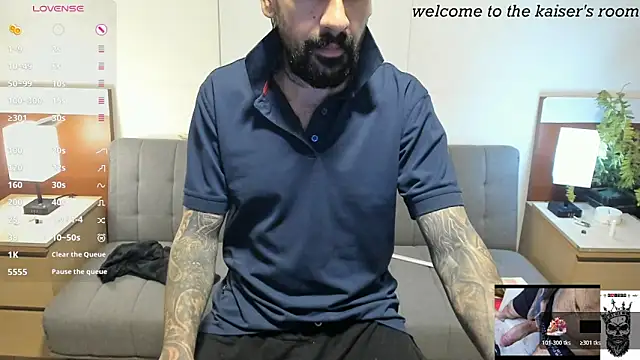 kaiser679  online show from March 29, 1:16 am