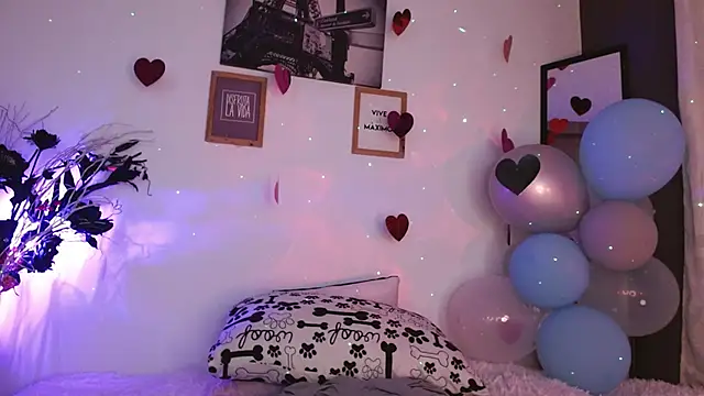 Snapshot of Gin_Zc chatting on February 4, 4:05 am Gin Zc online show from February 4, 4:05 am