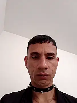 FlavioMadrid  online show from July 9, 8:02 pm