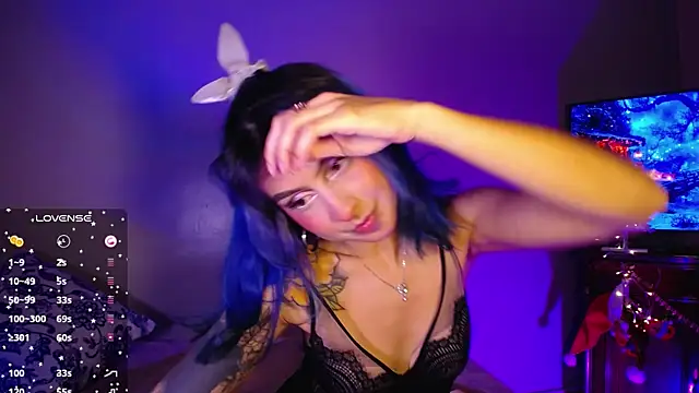 Cinamoonn online show from January 4, 8:16 pm