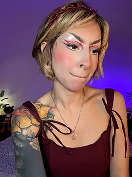 Cinamoonn online show from October 4, 8:18 pm