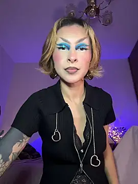 Cinamoonn online show from November 16, 5:18 pm