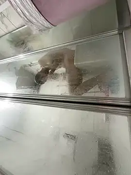 Snapshot of boyygirlls chatting on October 4, 5:55 pm boyygirlls online show from October 4, 5:55 pm