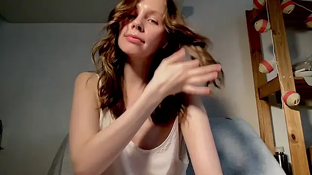 Nikki Mimimi online show from January 26, 1:25 pm