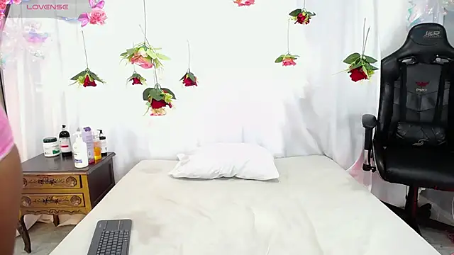 BLACK ROSSE 1 online show from February 28, 12:42 pm