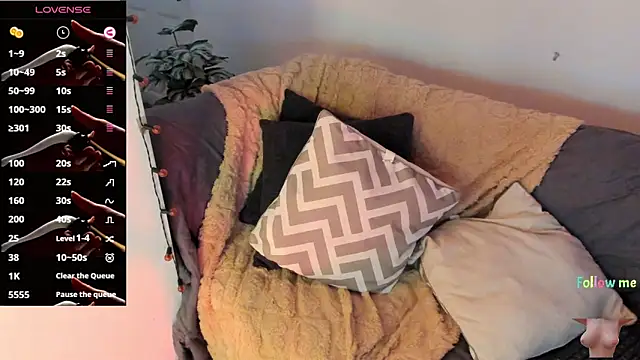 abigail luna online show from November 14, 4:44 am