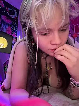 Cutiepiespanks online show from March 24, 4:50 am