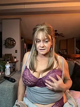 cowgirlc online show from November 2, 2:47 am