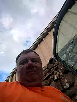 Snapshot of lawndad79 chatting on March 6, 10:06 pm lawndad79 online show from March 6, 10:06 pm
