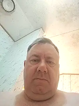 Snapshot of lawndad79 chatting on March 24, 1:32 am lawndad79 online show from March 24, 1:32 am