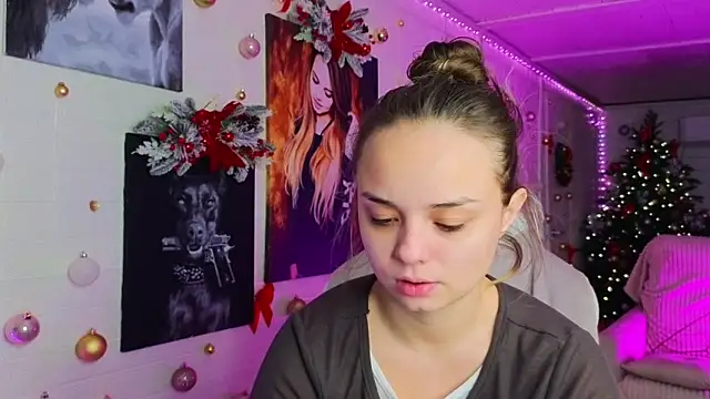 Snapshot of Misss_Vikk chatting on December 18, 6:41 am Misss Vikk online show from December 18, 6:41 am