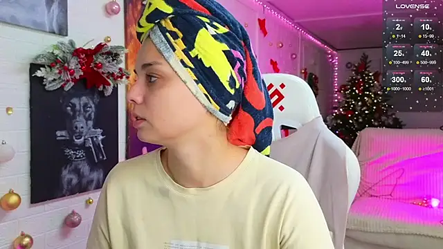 Snapshot of Misss_Vikk chatting on December 19, 1:07 pm Misss Vikk online show from December 19, 1:07 pm