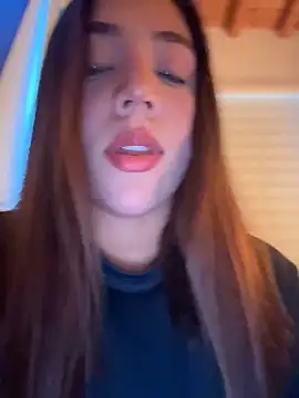 Snapshot of marcimaa chatting on March 22, 9:07 pm marcimaa online show from March 22, 9:07 pm