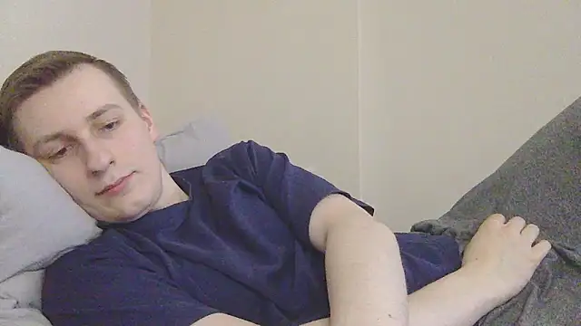 Snapshot of your_andy chatting on April 2, 1:42 pm your andy online show from April 2, 1:42 pm
