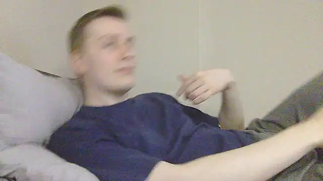 Snapshot of your_andy chatting on April 3, 6:33 am your andy online show from April 3, 6:33 am