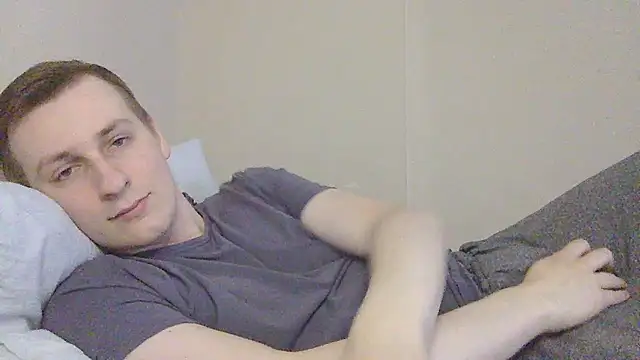Snapshot of your_andy chatting on April 14, 5:24 am your andy online show from April 14, 5:24 am