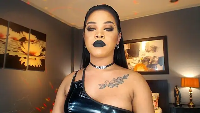 MarryQueen22 online show from April 7, 12:55 am